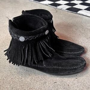 Vintage Y2K Minnetonka Black Suede Fringe Ankle Boots Size 7
